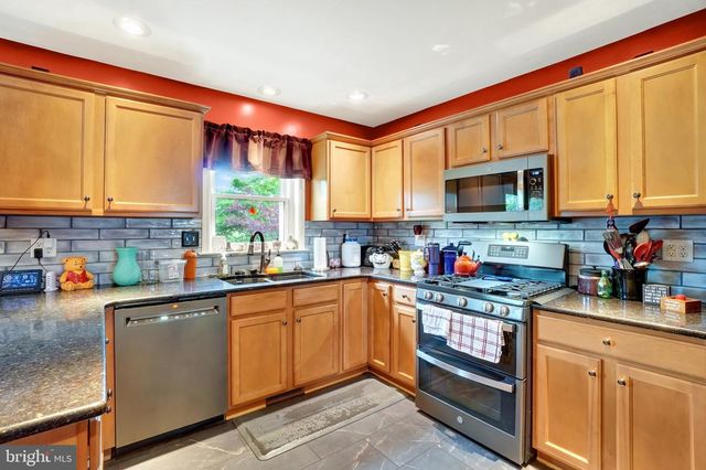 95 ADAM ST, York, PA 17404