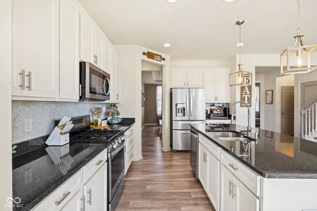 9327 Cobble Court, Avon, IN 46123