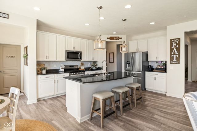 9327 Cobble Court, Avon, IN 46123