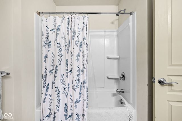 9327 Cobble Court, Avon, IN 46123