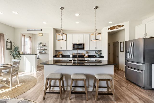 9327 Cobble Court, Avon, IN 46123