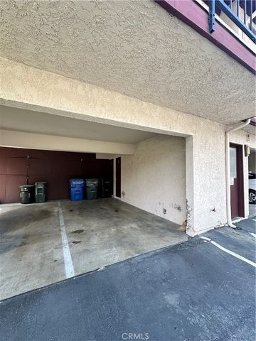 1123 W Sierra Madre Avenue 4, Azusa, CA 91702