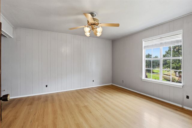 4298 Knob Road, Springtown, TX 76082