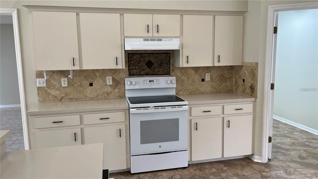 4607 GREAT BLUE HERON DRIVE, Lakeland, FL 33812