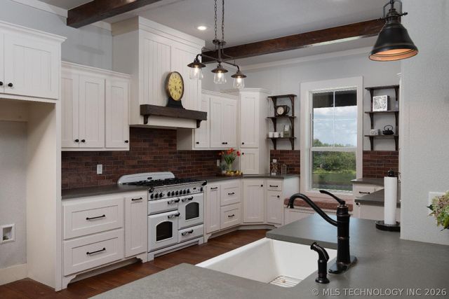 21990 S Keetonville Road, Claremore, OK 74019