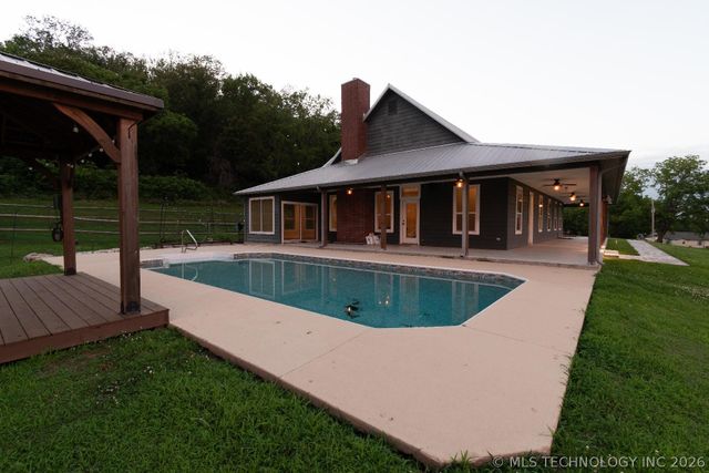 21990 S Keetonville Road, Claremore, OK 74019