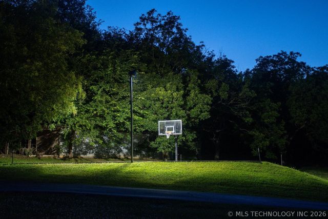 21990 S Keetonville Road, Claremore, OK 74019