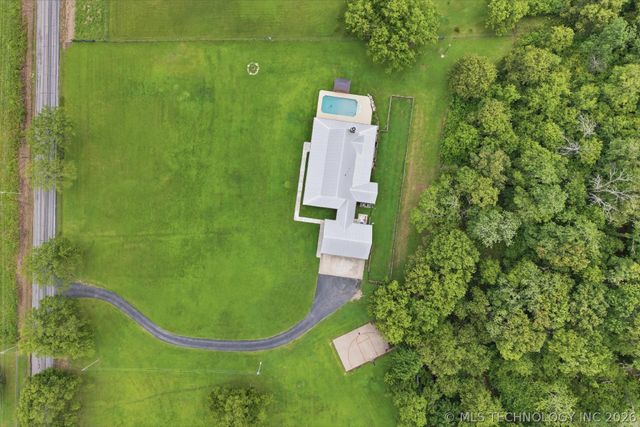 21990 S Keetonville Road, Claremore, OK 74019