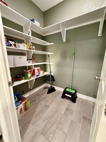 220 Brown Street, West Columbia, TX 77486