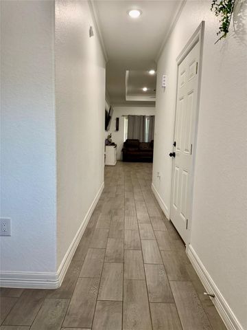 220 Brown Street, West Columbia, TX 77486