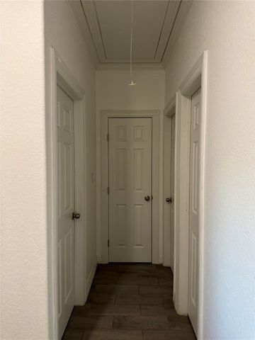 220 Brown Street, West Columbia, TX 77486