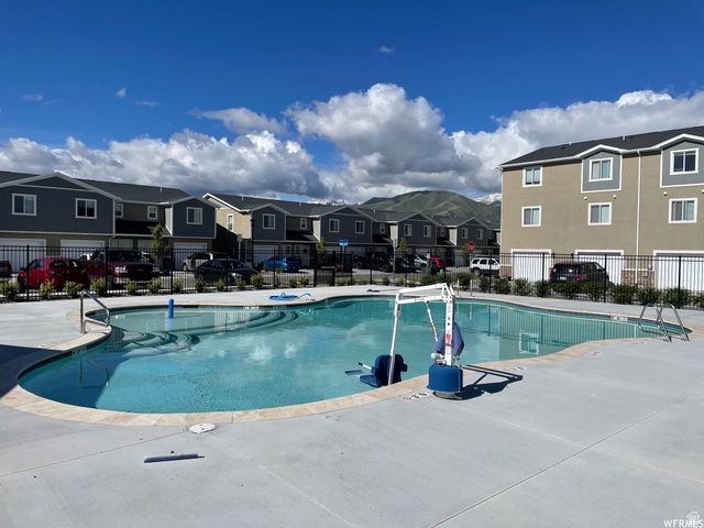 2625 S ASBRIDGE LN, Magna, UT 84044