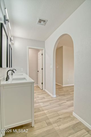 9600 E Paseo San Rosendo, Tucson, AZ 85747