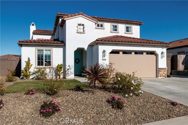 1275 Grand Meadow Way, Santa Maria, CA 93455