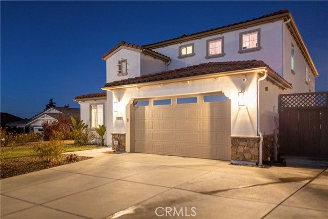 1275 Grand Meadow Way, Santa Maria, CA 93455