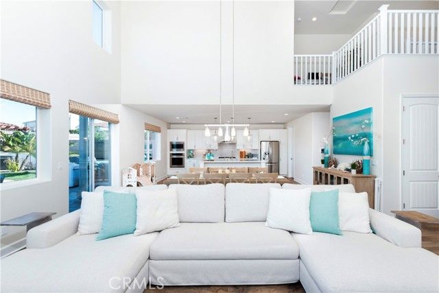 1275 Grand Meadow Way, Santa Maria, CA 93455