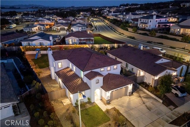 1275 Grand Meadow Way, Santa Maria, CA 93455