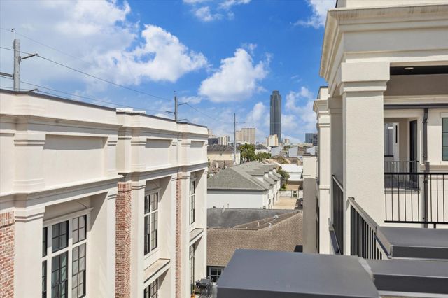 5824 Winsome Lane B, Houston, TX 77057