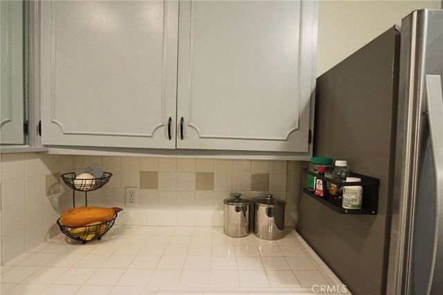 19208 Avenue Of The Oaks J, Newhall, CA 91321