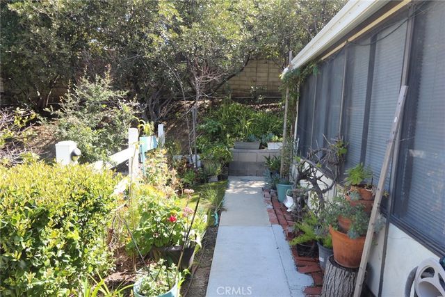 19208 Avenue Of The Oaks J, Newhall, CA 91321