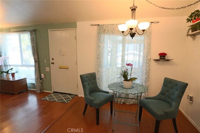 19208 Avenue Of The Oaks J, Newhall, CA 91321