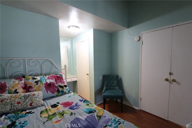 19208 Avenue Of The Oaks J, Newhall, CA 91321