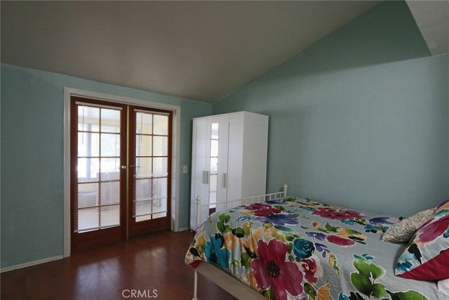 19208 Avenue Of The Oaks J, Newhall, CA 91321