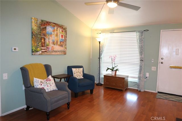 19208 Avenue Of The Oaks J, Newhall, CA 91321