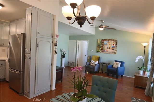 19208 Avenue Of The Oaks J, Newhall, CA 91321