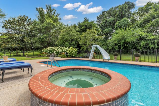 1728 Shagbark Trl, Murfreesboro, TN 37130