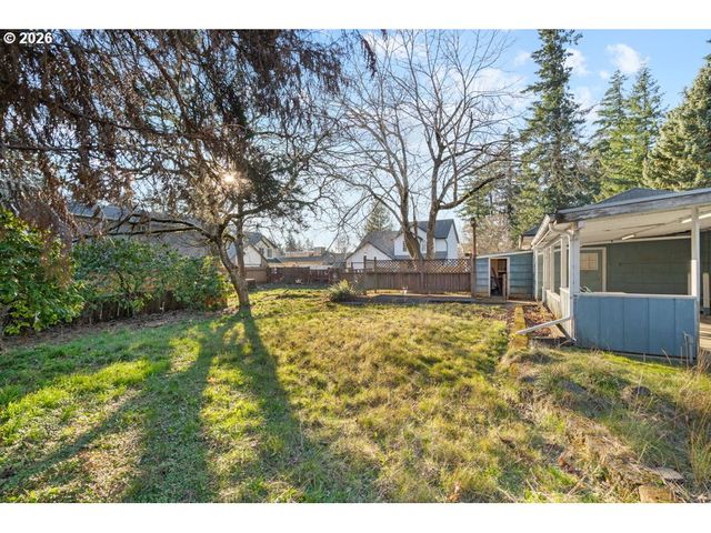 12712 Se BUSH St, Portland, OR 97236