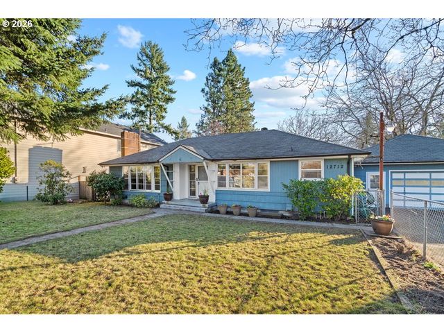 12712 Se BUSH St, Portland, OR 97236
