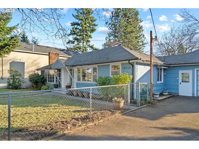 12712 Se BUSH St, Portland, OR 97236