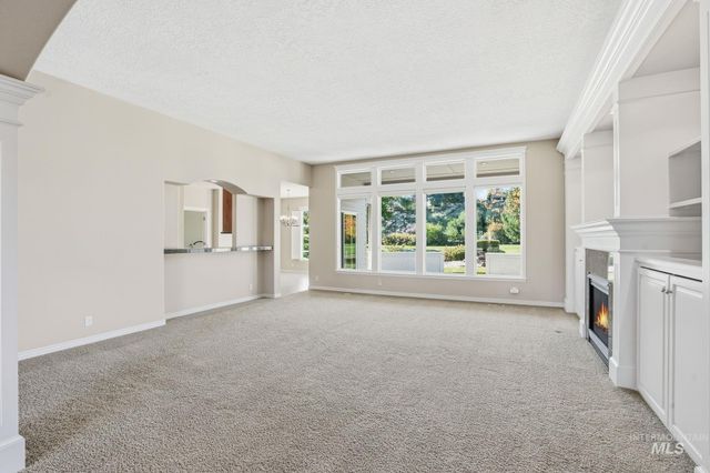 1007 W Oakhampton Drive, Eagle, ID 83616