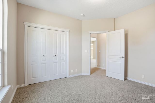 1007 W Oakhampton Drive, Eagle, ID 83616