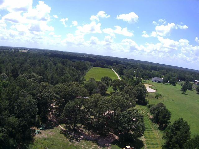 2264 N Fm 1486 Road, Montgomery, TX 77356