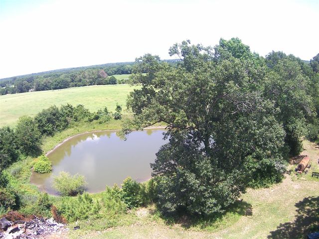 2264 N Fm 1486 Road, Montgomery, TX 77356