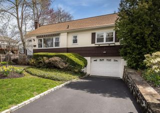 12 Stone Avenue, Ossining, NY 10562