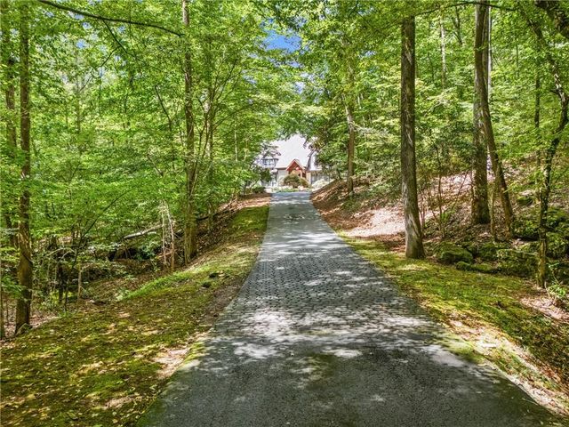 1940 Dinsmore Road, Milton, GA 30004