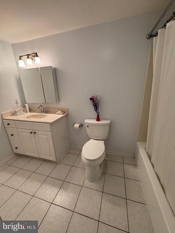 6044 MAIN ST, Voorhees, NJ 08043