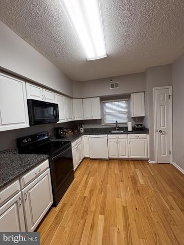 6044 MAIN ST, Voorhees, NJ 08043