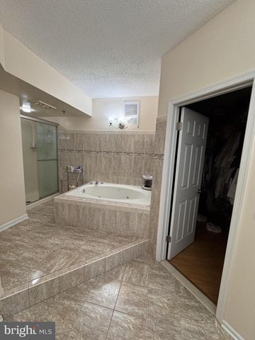 6044 MAIN ST, Voorhees, NJ 08043
