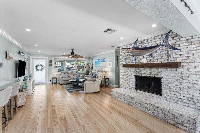 904 SE 15th Court, Deerfield Beach, FL 33441
