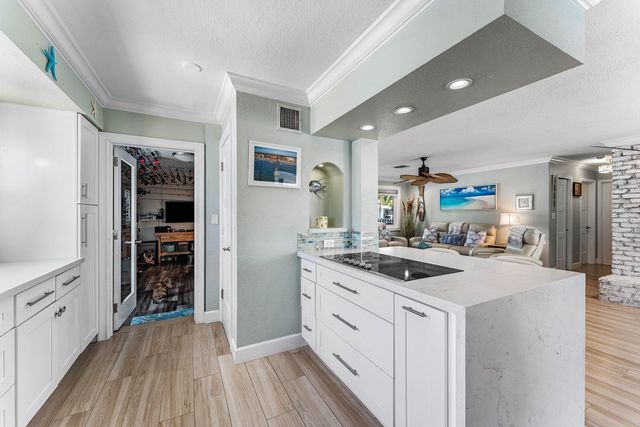 904 SE 15th Court, Deerfield Beach, FL 33441