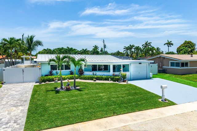 904 SE 15th Court, Deerfield Beach, FL 33441