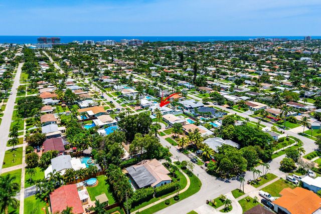 904 SE 15th Court, Deerfield Beach, FL 33441
