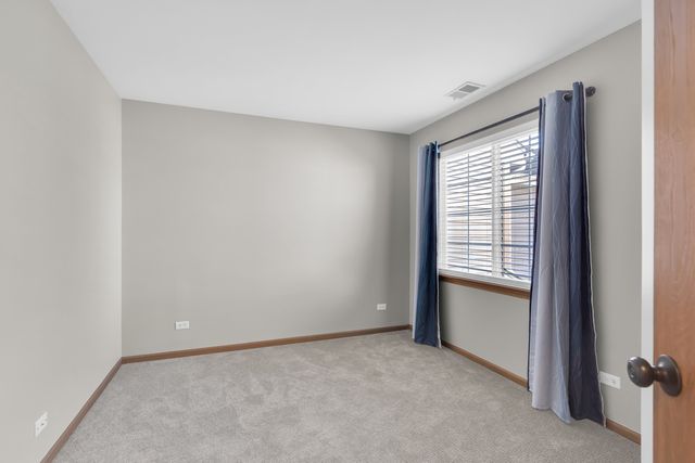 239 Camel Bend Court 4, Schaumburg, IL 60194