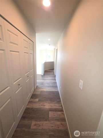 3704 W F Street, Bremerton, WA 98312