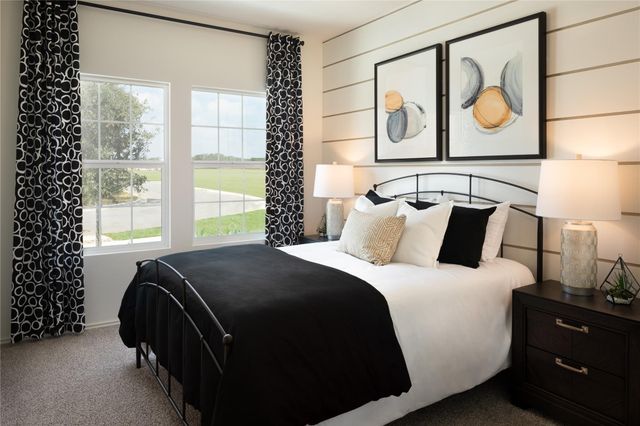 3325 Everett ST, Kyle, TX 78640