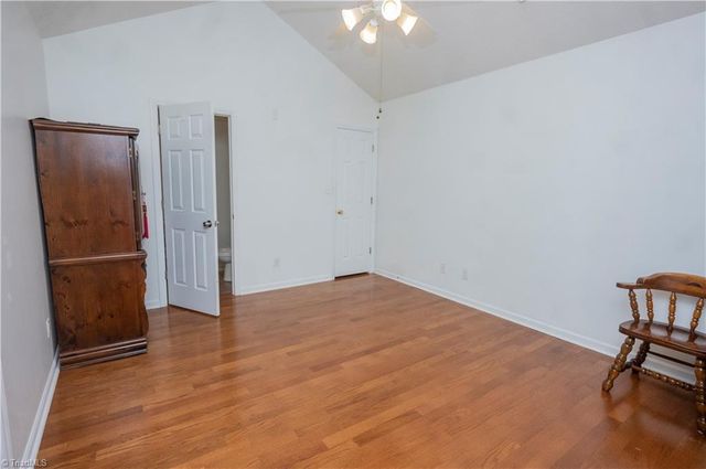 10 Hudson Circle, Greensboro, NC 27410